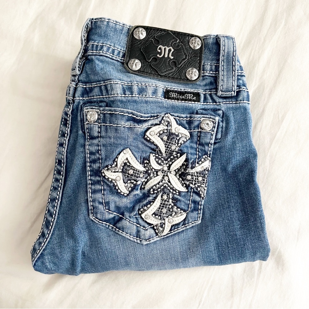 Miss Me Signature Bootcut Jeweled Cross Jeans Size 26